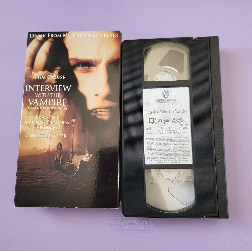 VHS Interview With a Vampire - Picture 3 of 6